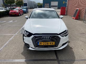Avarii caravane Audi A3  2017/7
