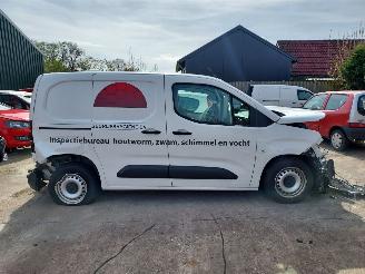 Unfall Kfz Wohnmobil Opel Combo 1.6D edition 2019/3