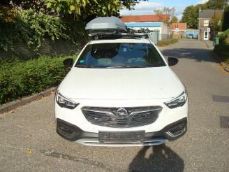 Sloop scooter Opel Insignia 2.0 TURBO 4X4 COUNTRY 260PK!! 2017/11