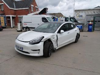 Unfall Kfz Van Tesla Model 3  2021/3