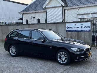 Unfall Kfz Anhänger BMW 3-serie Touring 320D 190Pk Automaat Luxery Head-Up 2015/10